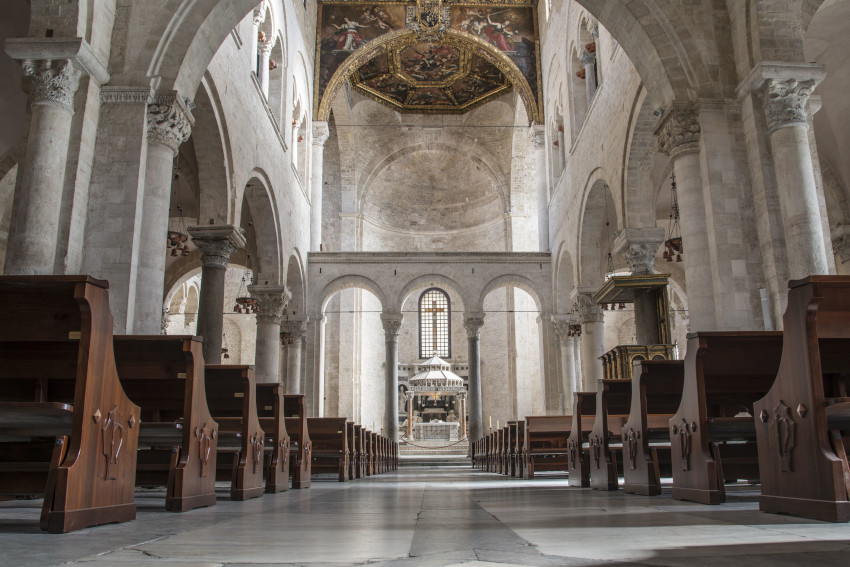 basilica san nicola interni