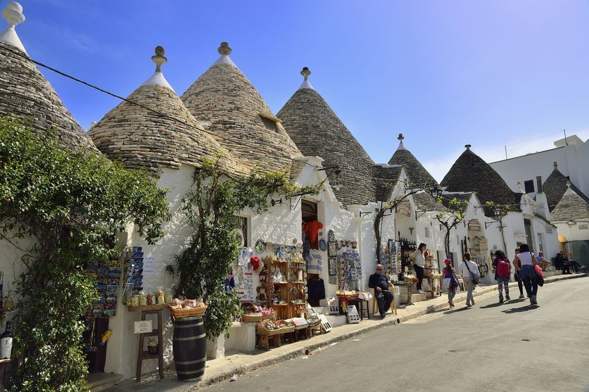 shopping alberobello