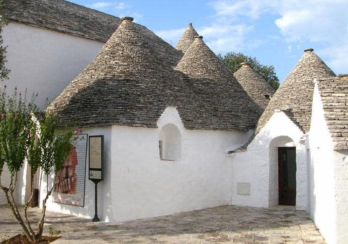 casa pezzolla alberobello